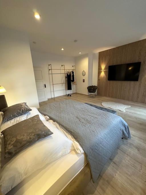 Stilvolle Wohnung In Bestlage Bayreuth Exterior foto